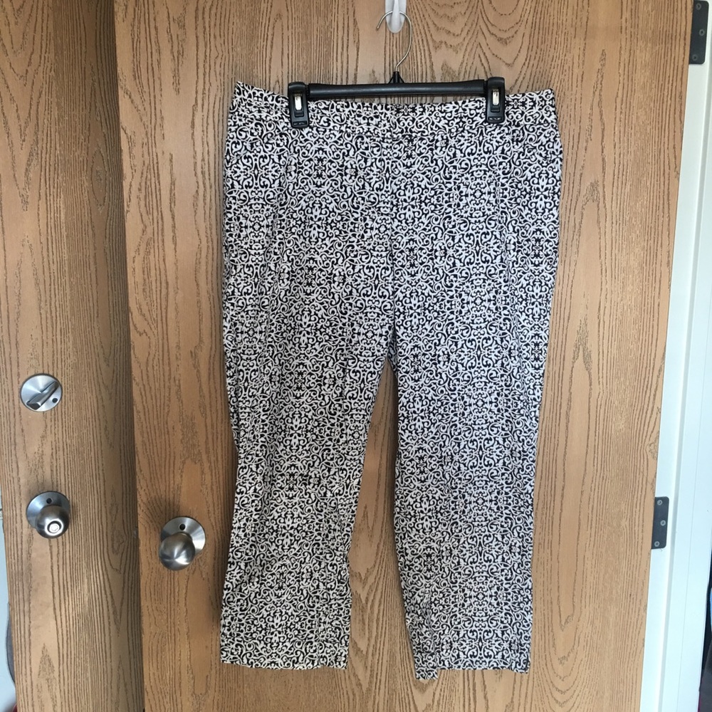 Laundry by Shelli Segal Printed Dress Pants